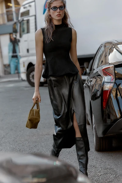 SOFT PEPLUM TOP