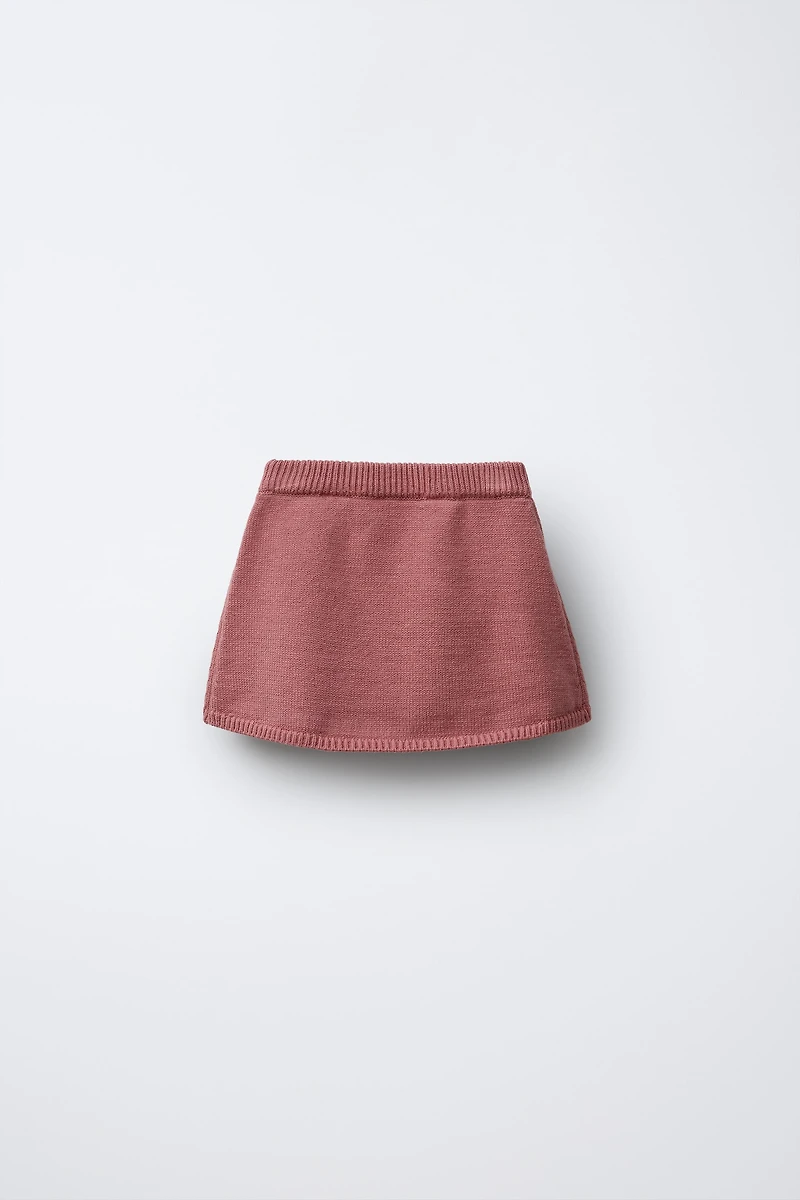 FLORAL EMBROIDERY KNIT SKIRT