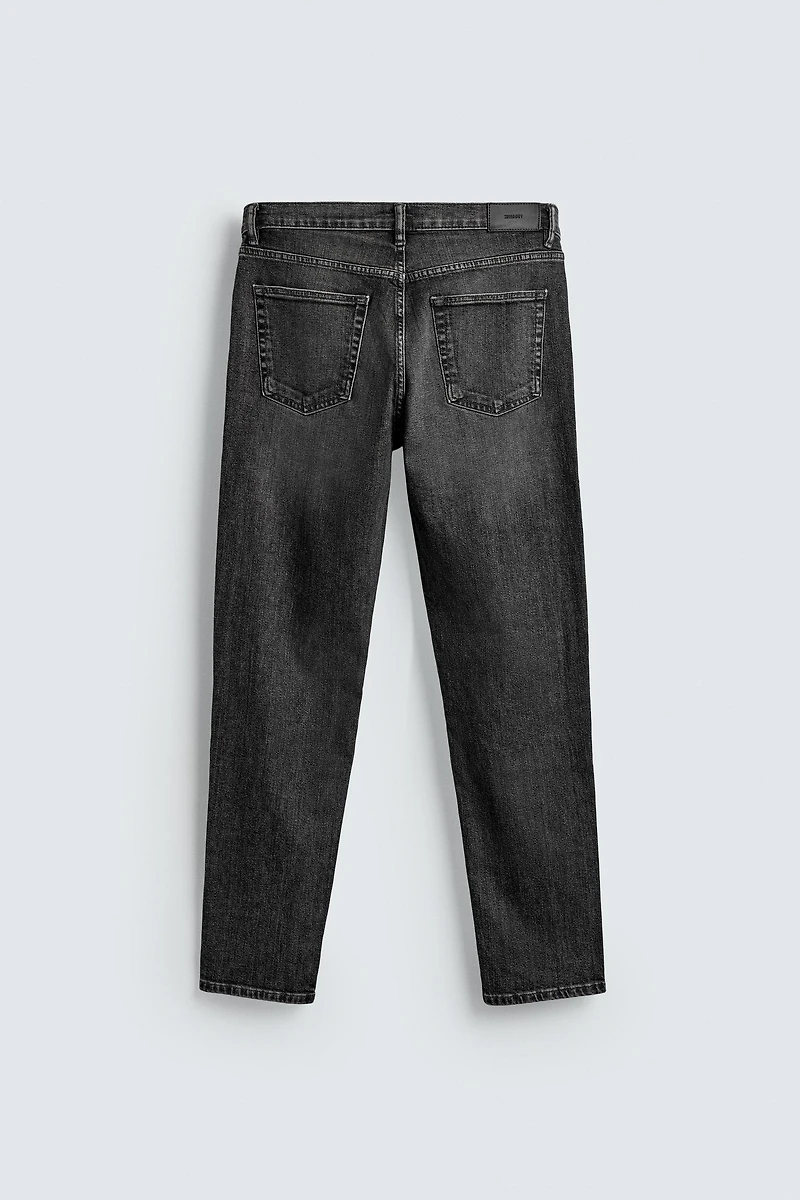 BASIC SLIM FIT JEANS