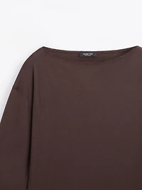 100% cotton boat neck T-shirt