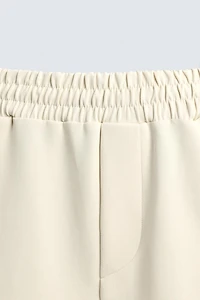 PANTALON DE JOGGING TECHNIQUE À COUTURE