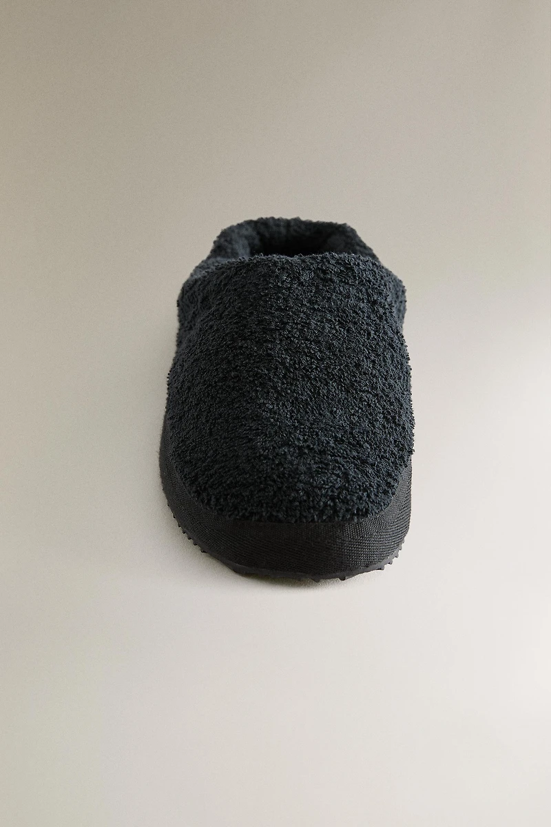 TERRYCLOTH MULE SLIPPERS