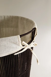 FABRIC-LINED LAUNDRY BASKET