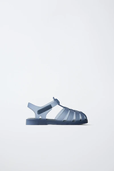 RUBBERIZED STRAPPY FISHERMAN SANDALS
