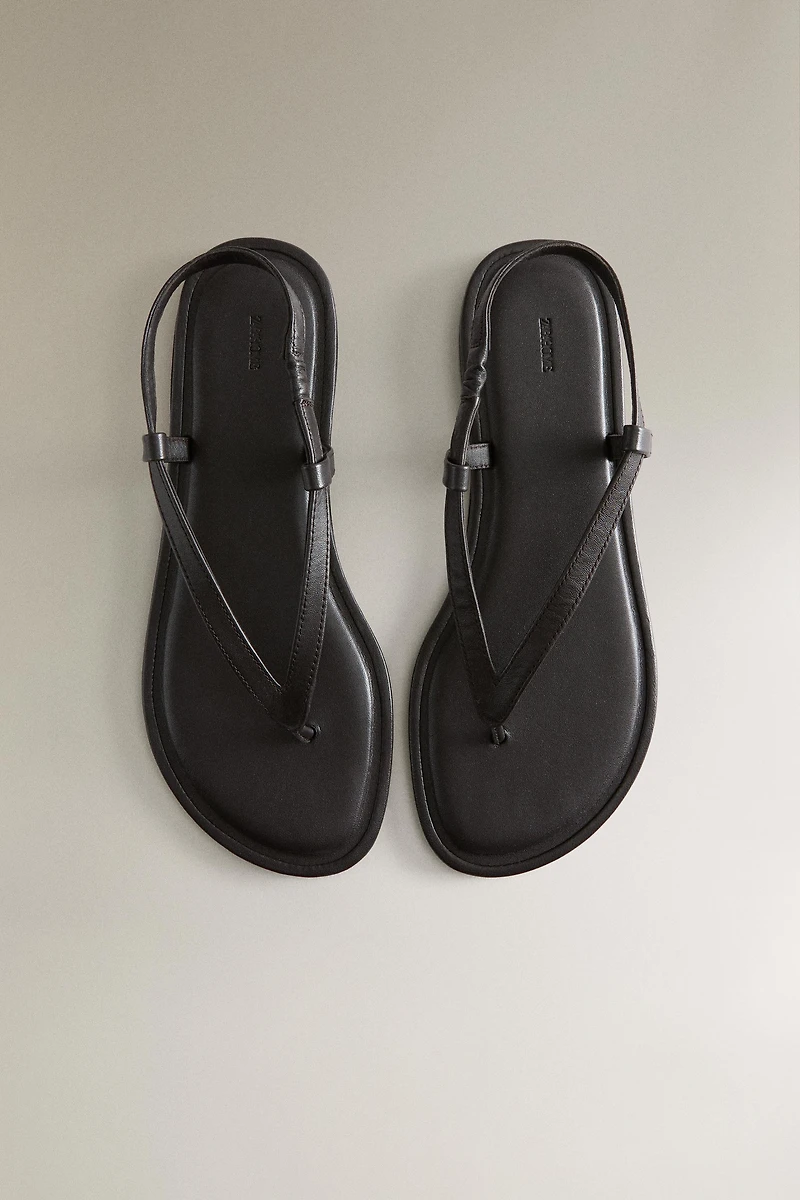 FLAT LEATHER SANDALS