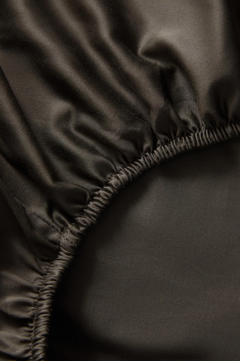 SATEEN FITTED SHEET | 11.8" THICK (300 THREAD COUNT)