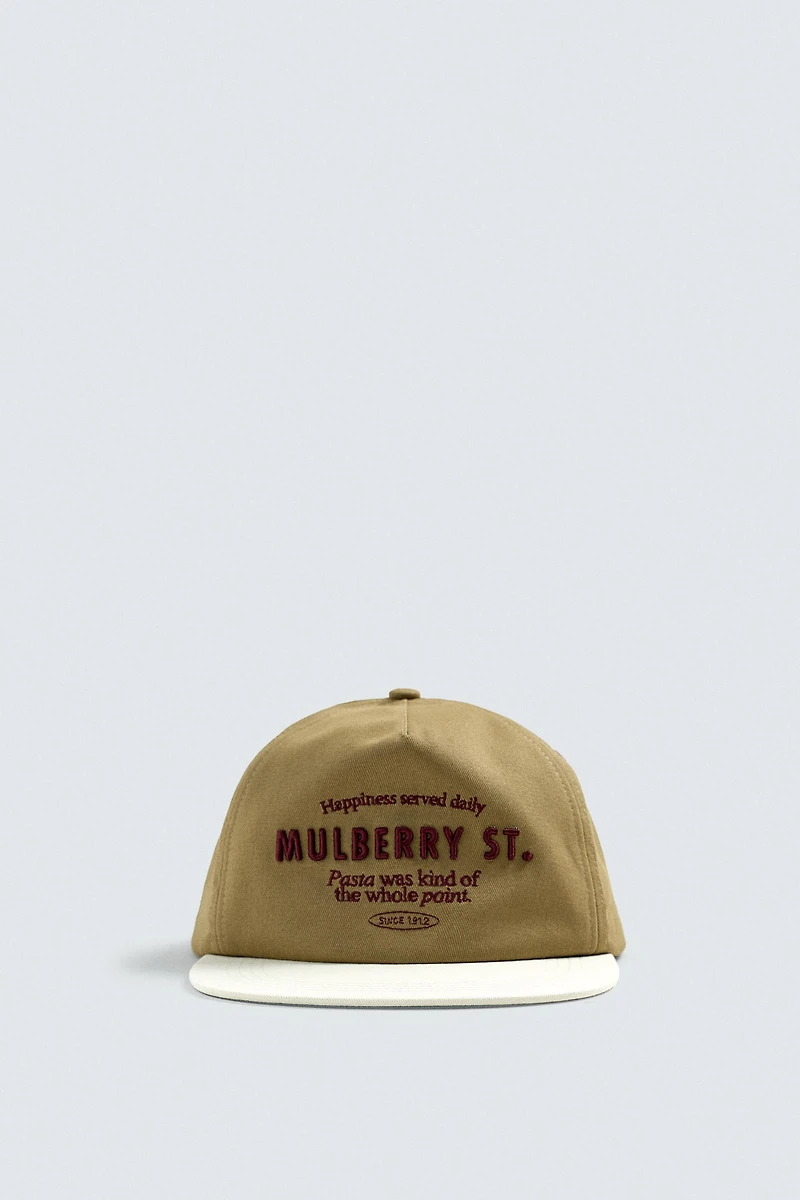 CASQUETTE VISIÈRE PLATE BRODÉE