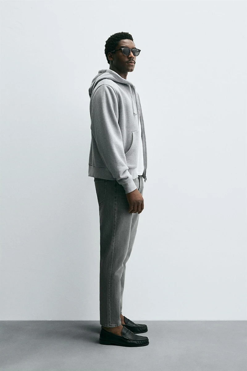 SLIM TAPERED FIT JEANS