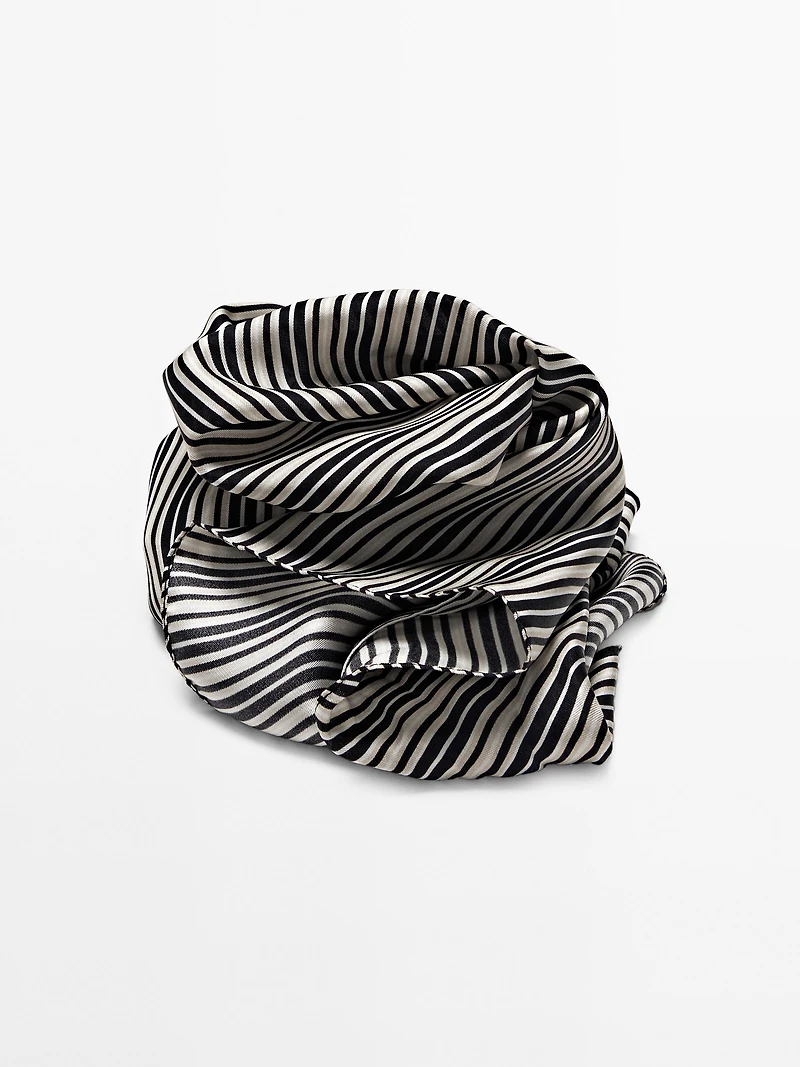 Foulard à rayures 100 % soie
