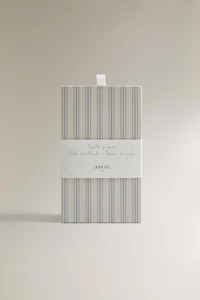 CHILDREN’S BRUSH AND COMB SET
