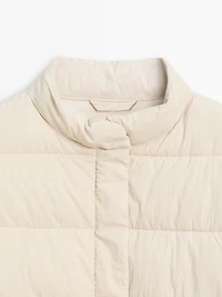 Puffer jacket with stand collar