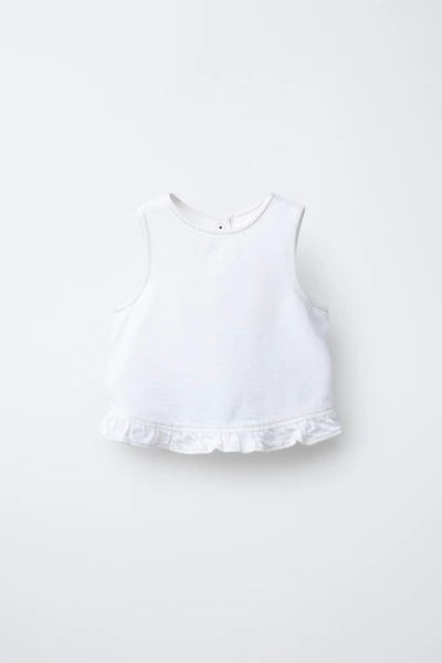 RUFFLED DENIM TOP