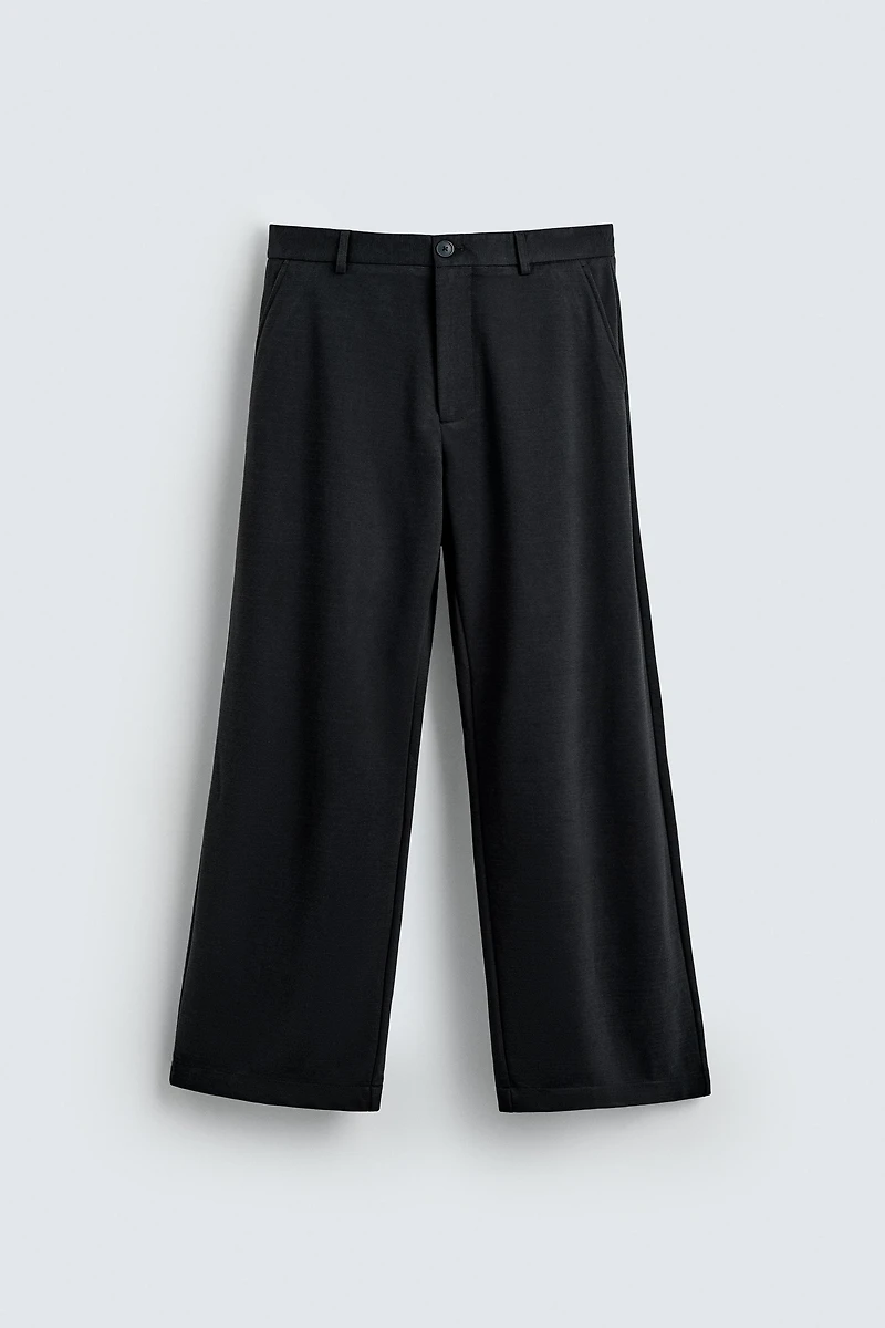 RELAXED FIT FLOWY PANTS