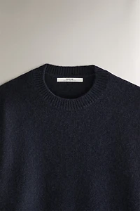 CASHMERE SWEATER