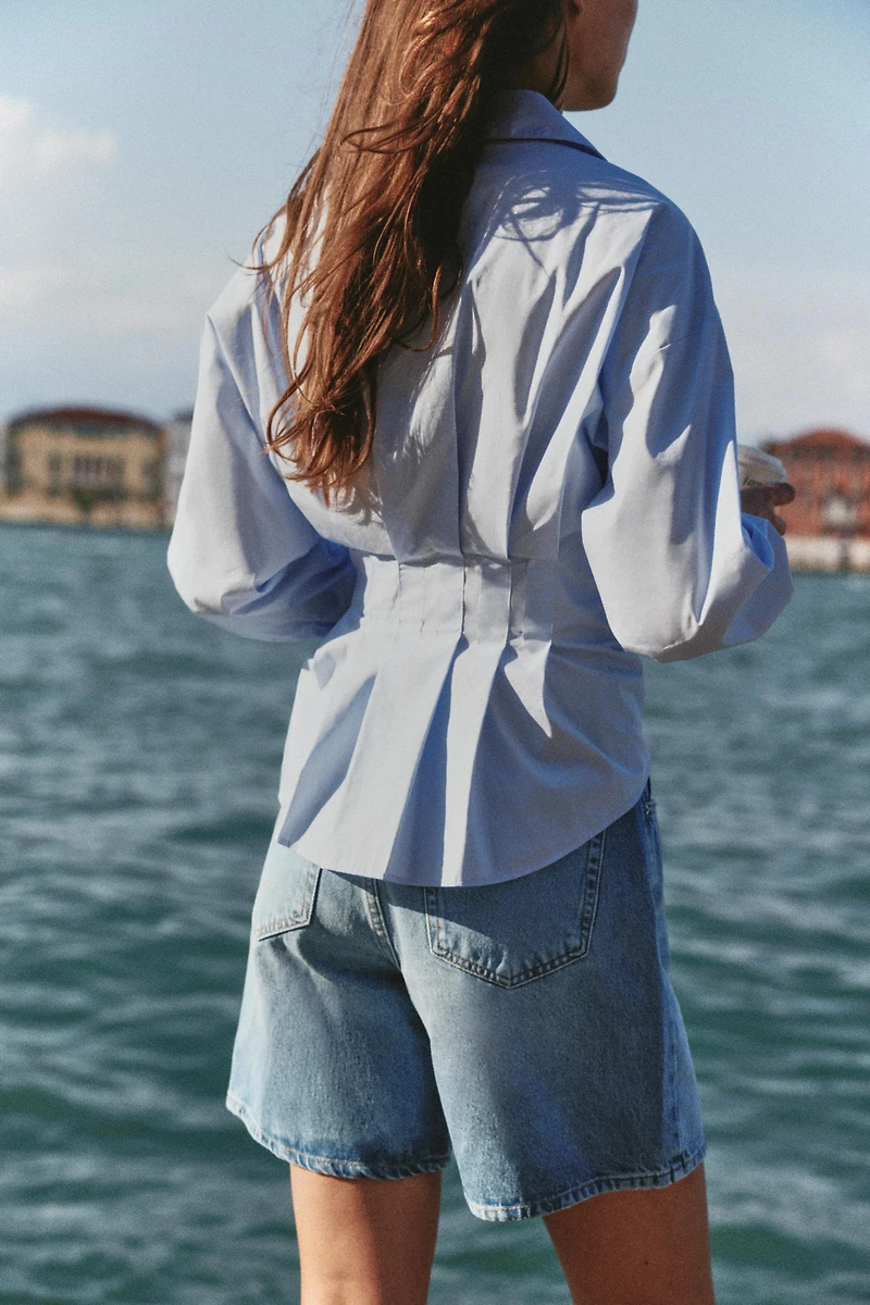 PLEATED POPLIN SHIRT