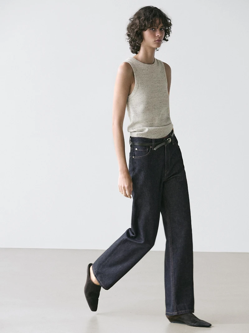 Sleeveless cotton blend T-shirt