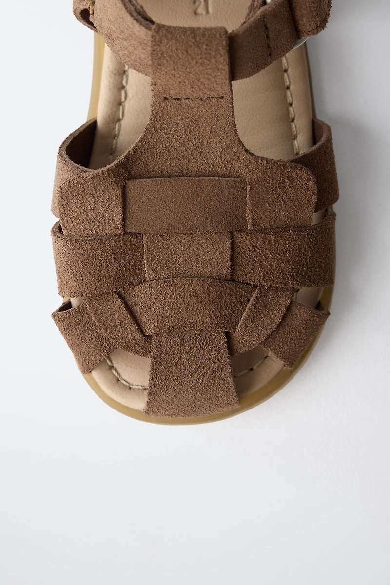 SANDALES EN CUIR STYLE PLAGE PIEDS NUS