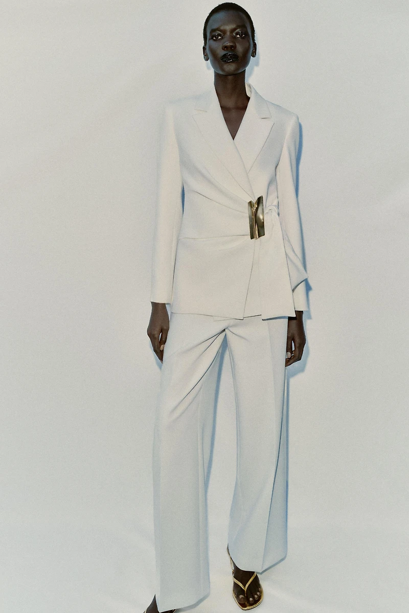 HIGH-WAISTED STRAIGHT LEG PANTS