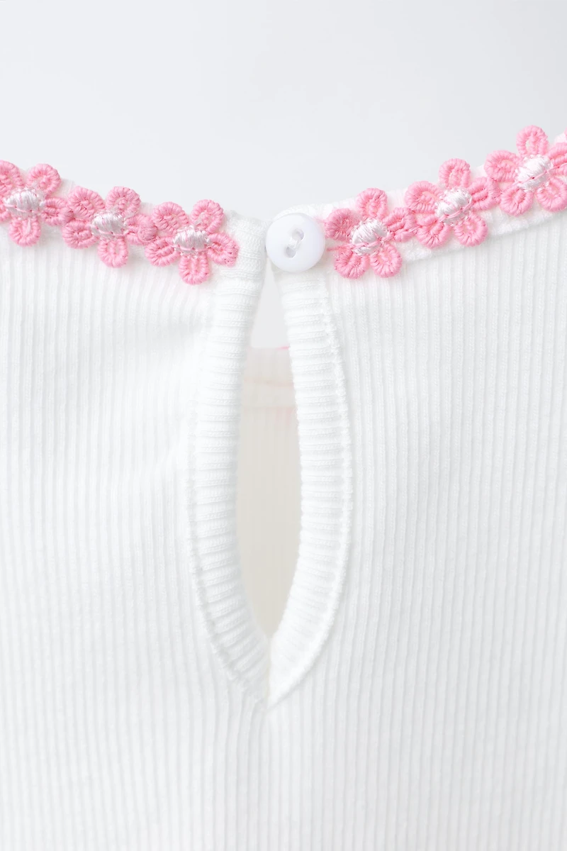 FLORAL T-SHIRT