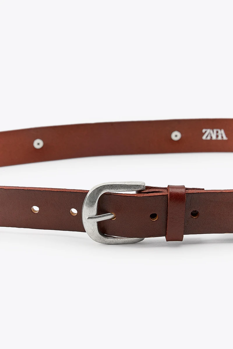 CEINTURE EN CUIR À CLOUS CŒURS