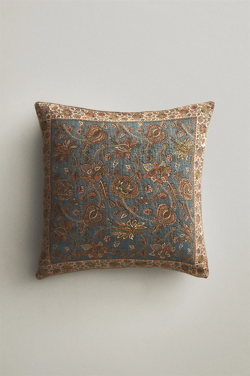 JACQUARD CUSHION COVER