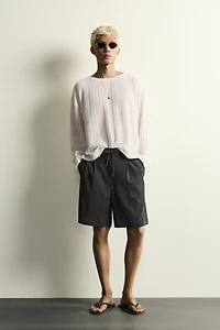 TEXTURED RELAXED FIT SHORTS