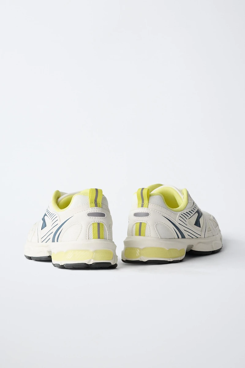 MESH SNEAKERS