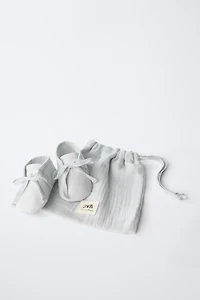 BOW BOOTS