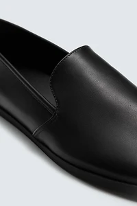 LEATHER LOAFERS