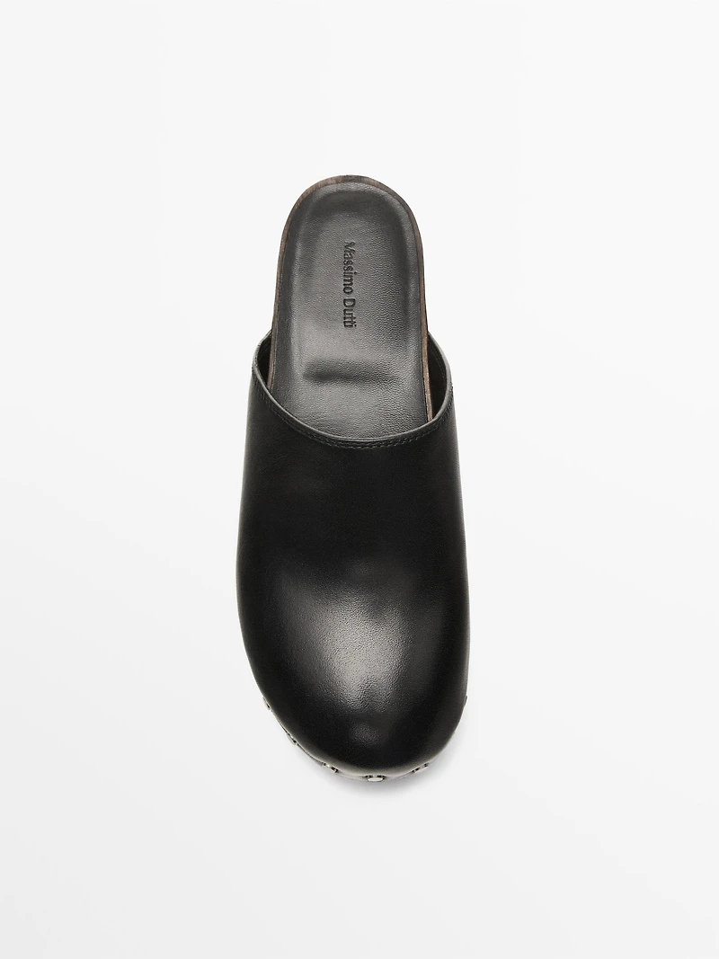 High-heel clogs