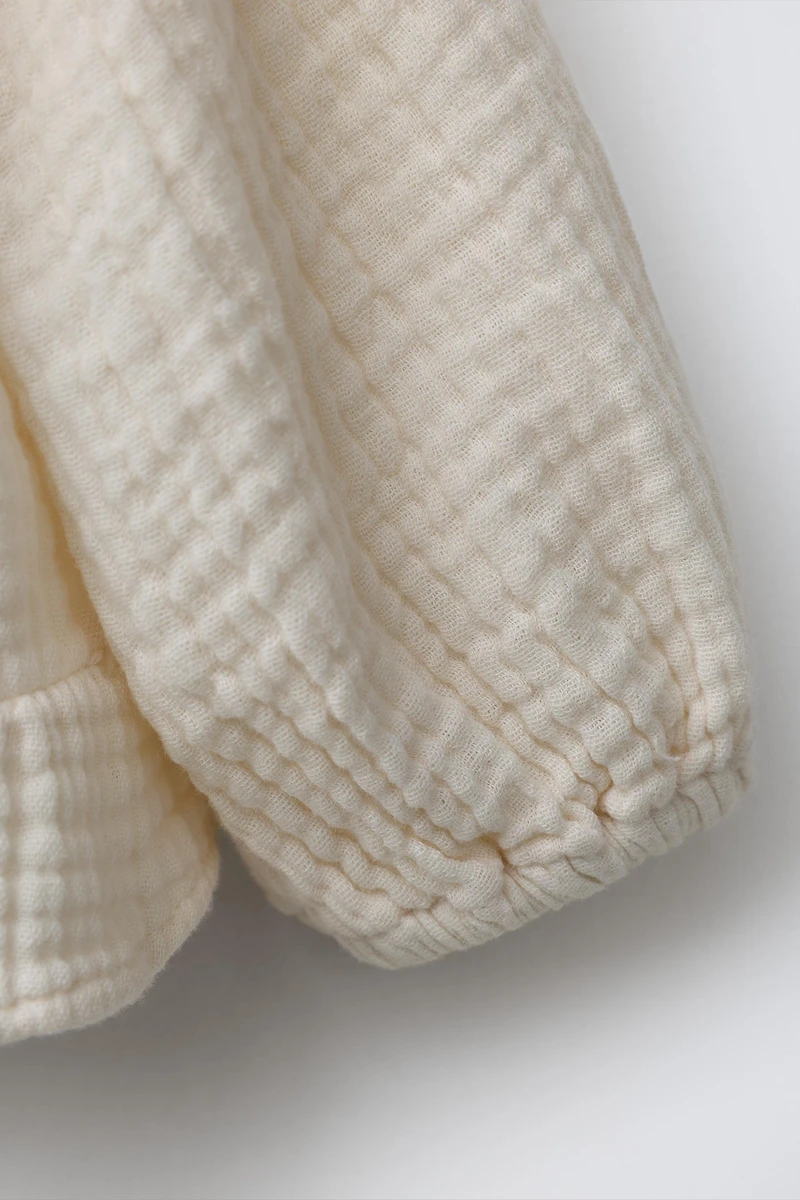 EMBROIDERED FLORAL TEXTURED SHIRT