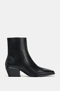 BOTTINES LARGES EN CUIR