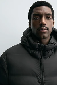 WATER REPELLENT HOODED PUFFER JACKET