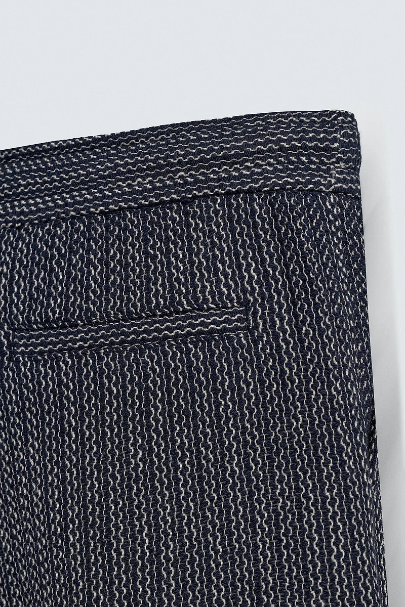 JACQUARD TEXTURED SHORTS