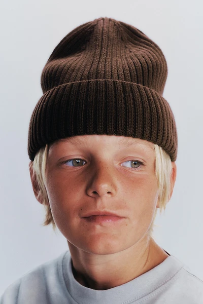 PLAIN KNIT HAT