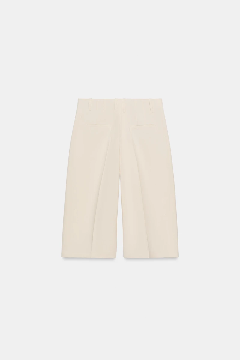 STRAIGHT SHORTS WITH FRONT SEAM ZW COLLECTION