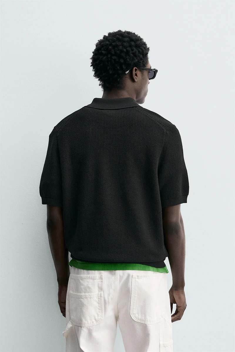 REGULAR FIT TEXTURED KNIT POLO