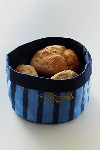 STRIPED FISH BREAD BASKET