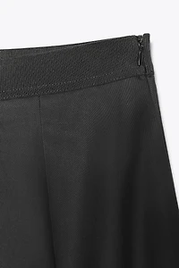 PLEATED MIDI SKIRT