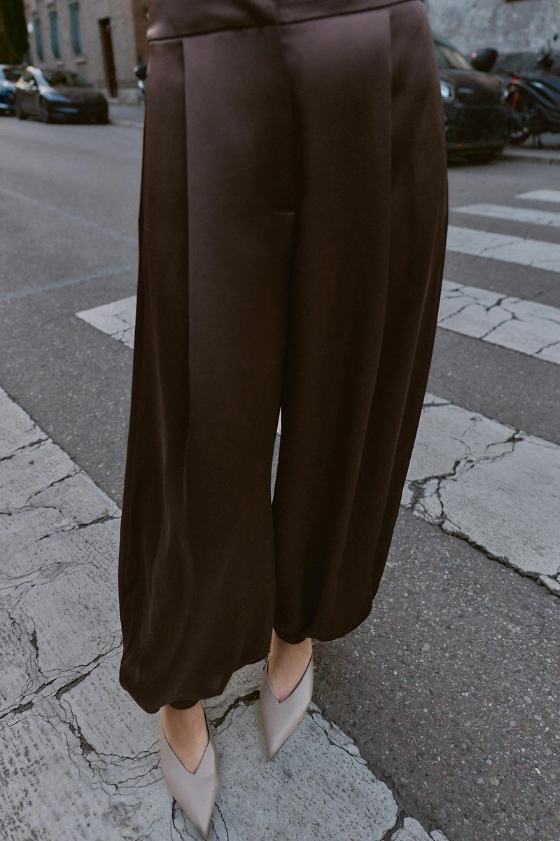 SATIN BALLOON PANTS
