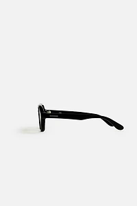 LUNETTES DE SOLEIL CARRÉES