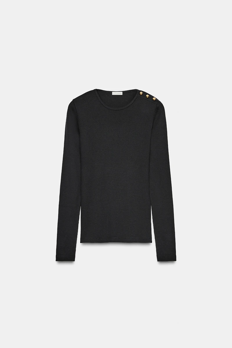 RIBBED BUTTON T-SHIRT