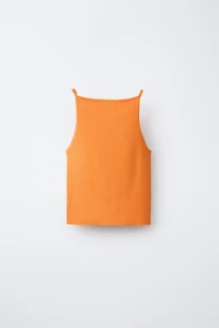 RIBBED KNIT TOP