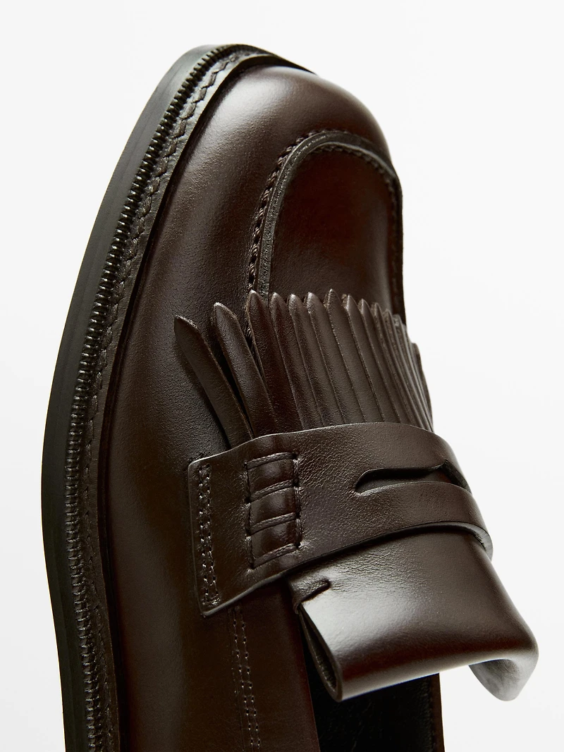 Fringed chunky sole loafers