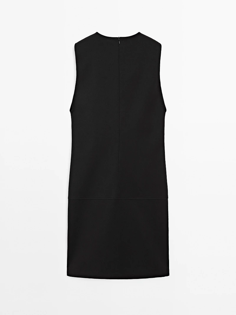 Short dress with button details