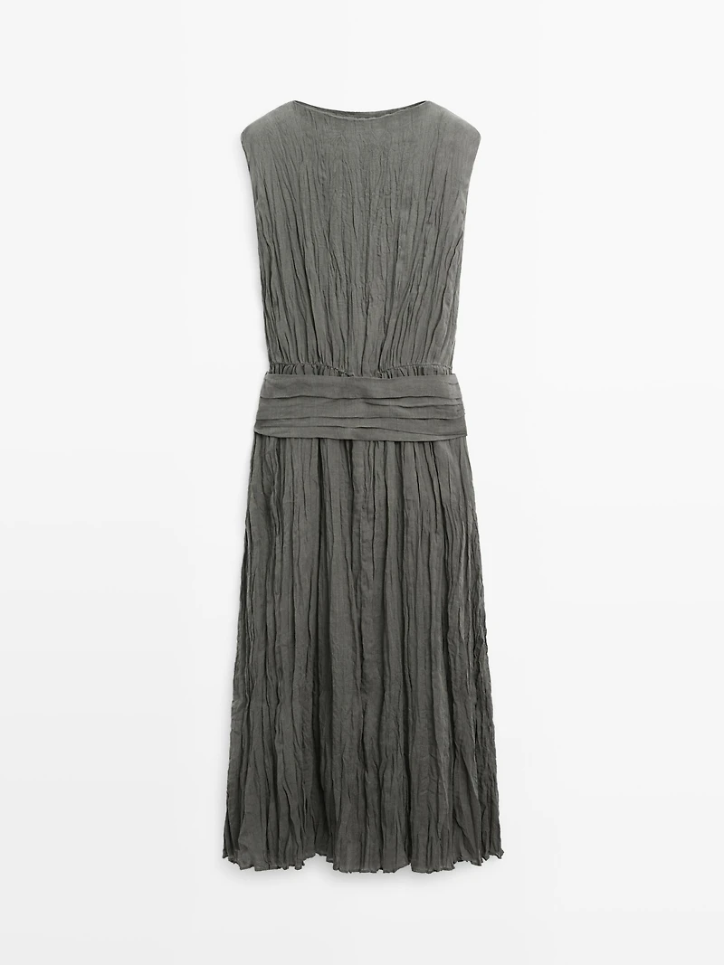 Textured flowing fabric dress with sash belt
