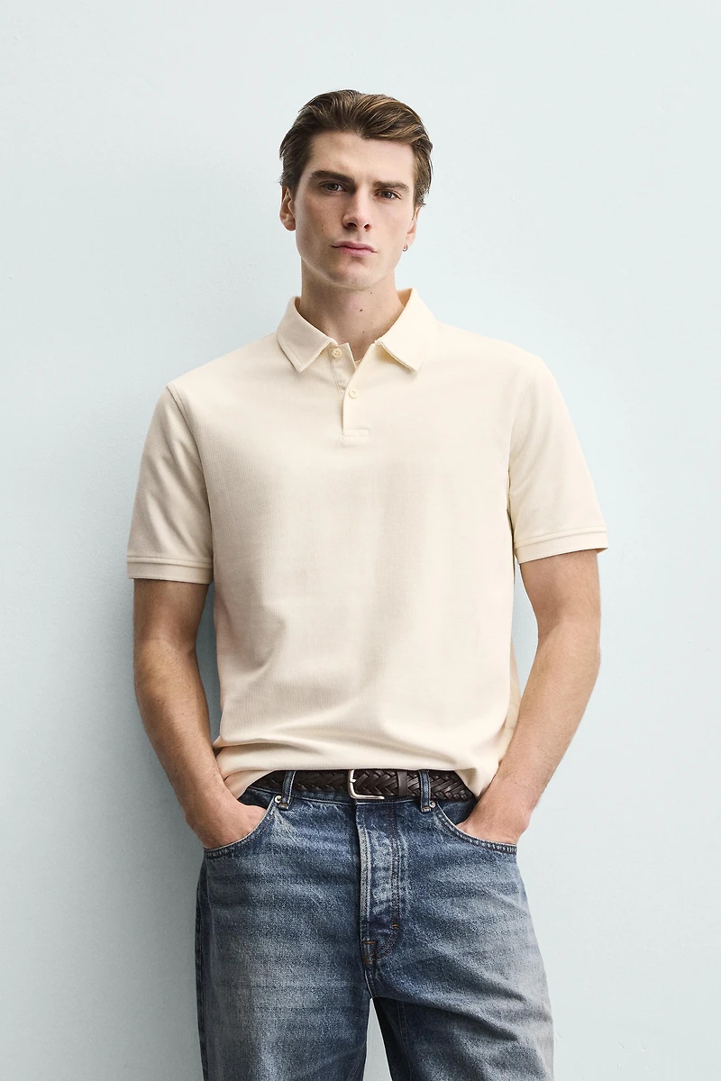 REGULAR FIT TEXTURED POLO