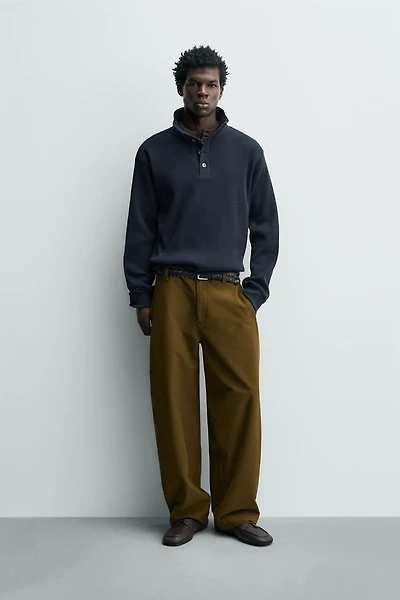 WAFFLE TEXTURED SWEATSHIRT