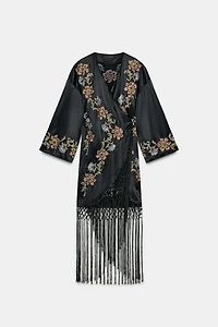 EMBROIDERED FLORAL FRINGED KIMONO
