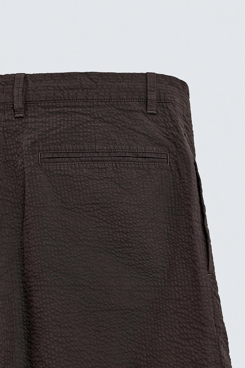 BERMUDA REGULAR FIT SEERSUCKER